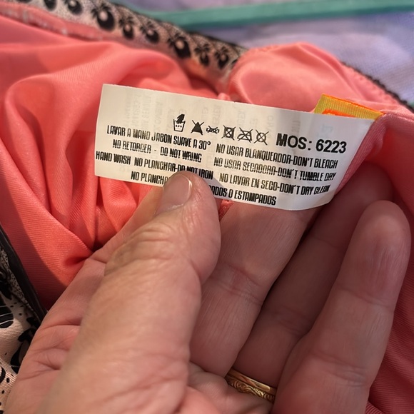 Agua Bendita bathing suit top - Picture 9 of 9